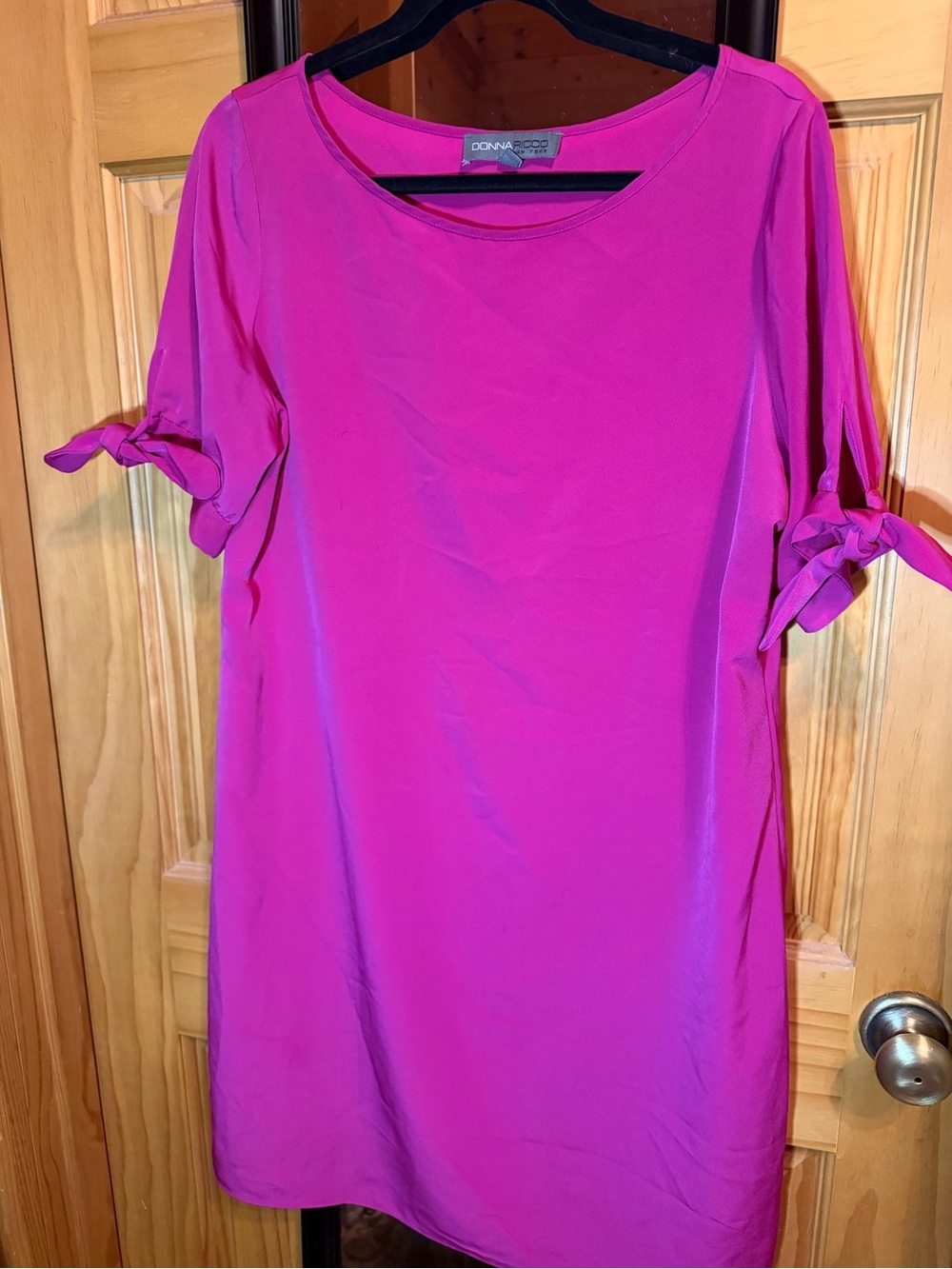 Donna Ricco Hot Pink Tie-Sleeve Shift Dress